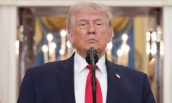 Trump: Savaş gemilerini en iyi silahlarla yüklüyoruz…