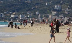 Türkiye'de kış Antalya'da yaz