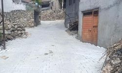 Çermik'te yağışlar nedeni ile bozulan yollar onarılıyor