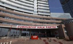 CHP'de 24 kişi işten çıkarıldı