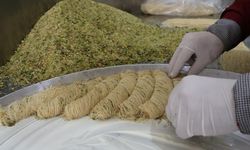 Diyarbakır’da tatlıcılarda bayram mesaisi başladı