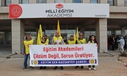 Eğitim Sen’den Milli Eğitim Akademisi protestosu