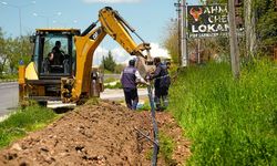 Ergani Otogarı’na içme suyu hattı döşüyor