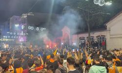 Galatasaray taraftarından şampiyonluk kutlaması