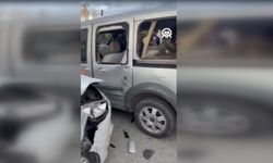 Hakkari'de 3 aracın karıştığı kazada 12 kişi yaralandı