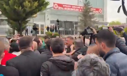 CHP Genel Merkezi önünde tahliye gerginliği