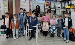 Diyarbakırlı iş adamından öğrencilere kırtasiye yardımı