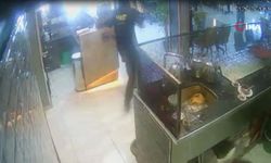 Malatya'da deprem anı kamerada