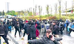 Mecidiyeköy’de 1 Mayıs yürüyüşüne polisten müdahale