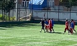 Diyarbakır’da amatör maçta skandal görüntü!