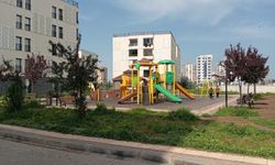 Diyarbakır'da evlerini yağmur suyu bastı; TOKİ'den çözüm bekliyorlar