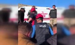 Siirt'te traktör devrildi: 2 ölü, 1 yaralı