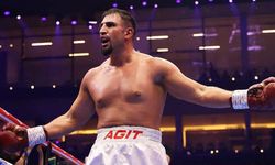 Agit Kabayel WBC ağır sıklet dünya şampiyonu oldu