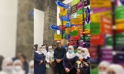 Ahmet Güneştekin'den Koç'a sanatsal cevap