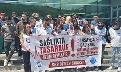 Bitlis’te sağlıkçılardan çalışma koşullarına tepki