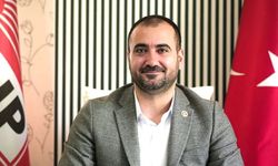 CHP'nin Diyarbakır’daki 4 ilçe başkanlığından anlamlı tepki