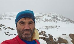 Diyarbakırlı dağcıdan Süphan Dağı'na başarılı tırmanış