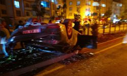Elazığ'da kamyonet ile otomobil çarpıştı: 5 yaralı