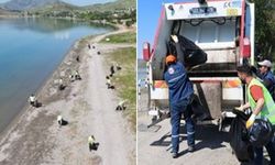 Hazar Gölü’nde 12 ton atık toplandı