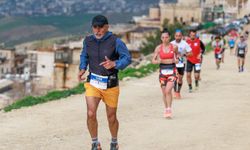 Diyarbakırlı gazeteci İbrahim Yakut maratonda başarıya doymuyor