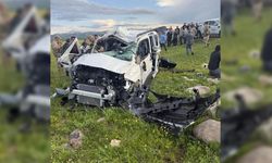 Hınıs-Muş yolunda korkunç kaza: 4 kişi hayatını kaybetti