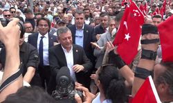 Özgür Özel: Bize otobüs de lazım değil