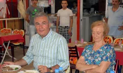 Deniz Baykal'ın eşi Olcay Baykal kimdir ve aslen nerelidir?  Neden hayatını kaybetti?