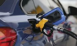 Benzine bir zam daha!
