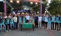 Çınar'da şampiyonluk coşkusu Kürt sanatçılarla kutlandı