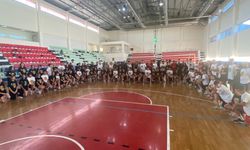 Diyarbakır'da Eş Başkandan sınava hazırlanan genç sporculara moral desteği