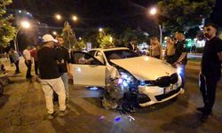 Diyarbakır'da iki otomobil çarpıştı: 5 yaralı