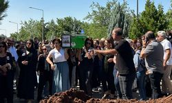 Diyarbakır'ın Nevin Ablasına kadınlardan son vefa