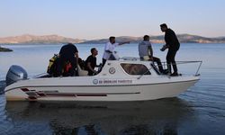 Diyarbakır’dan geldi, Hazar gölünde boğuldu