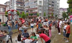 Yasağa rağmen çocuk şenliği