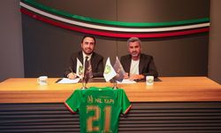 Amedspor Nil Yapı ile Forma Sırt Sponsorluğu için imzaları attı