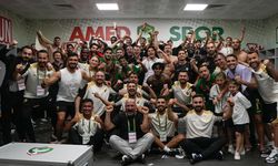 Amedspor’un tarihi gecesinde zafer pozu