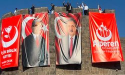 Diyarbakır Surlarında Büyük Birlik Partisi posterleri