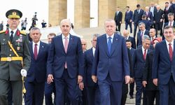 Erdoğan’dan Anıtkabir’de birlik ve beraberlik mesajı