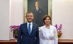 Bir Büyükşehir Belediye Başkanı daha CHP'den istifa edip Yeni Parti'ye katıldı