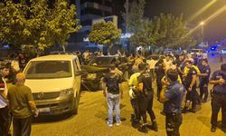 "Dur" ihtarına uymadı, 3 araca çarptı