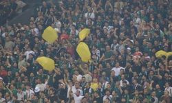 Amedspor maçında 'sarı torba' sallayan 5 kişiye ev hapsi