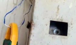 Denetim ekibinin yanında elektriği kaçaktan çıkardı