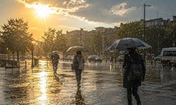 Meteoroloji uyardı: Sıcaklıklar düşüyor, sağanak ve rüzgar geliyor