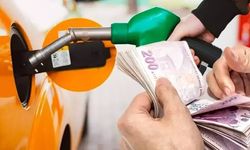 Benzin ve motorine peş peşe zam: Tabelalar yeniden değişti
