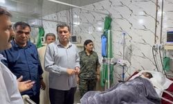 Abdi, Kobani’de yaralıları ziyaret etti