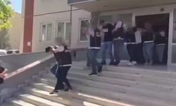 Diyarbakır'da "Sokaklar Güvende" operasyonunda yakalanan 26 zanlı tutuklandı