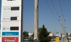 Akaryakıt fiyatları 30 Eylül 2026: Benzine ve motorine zam mı geliyor? İstanbul, Ankara ve İzmir güncel fiyatlar