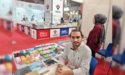 Hasta çocukların yaptıkları resim kitap fuarında sergilendi