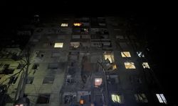 Rusya, Ukrayna'da 9 katlı apartmanı vurdu: 2 ölü