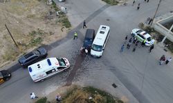 Okul servisi kaza yaptı: 6 yaralı